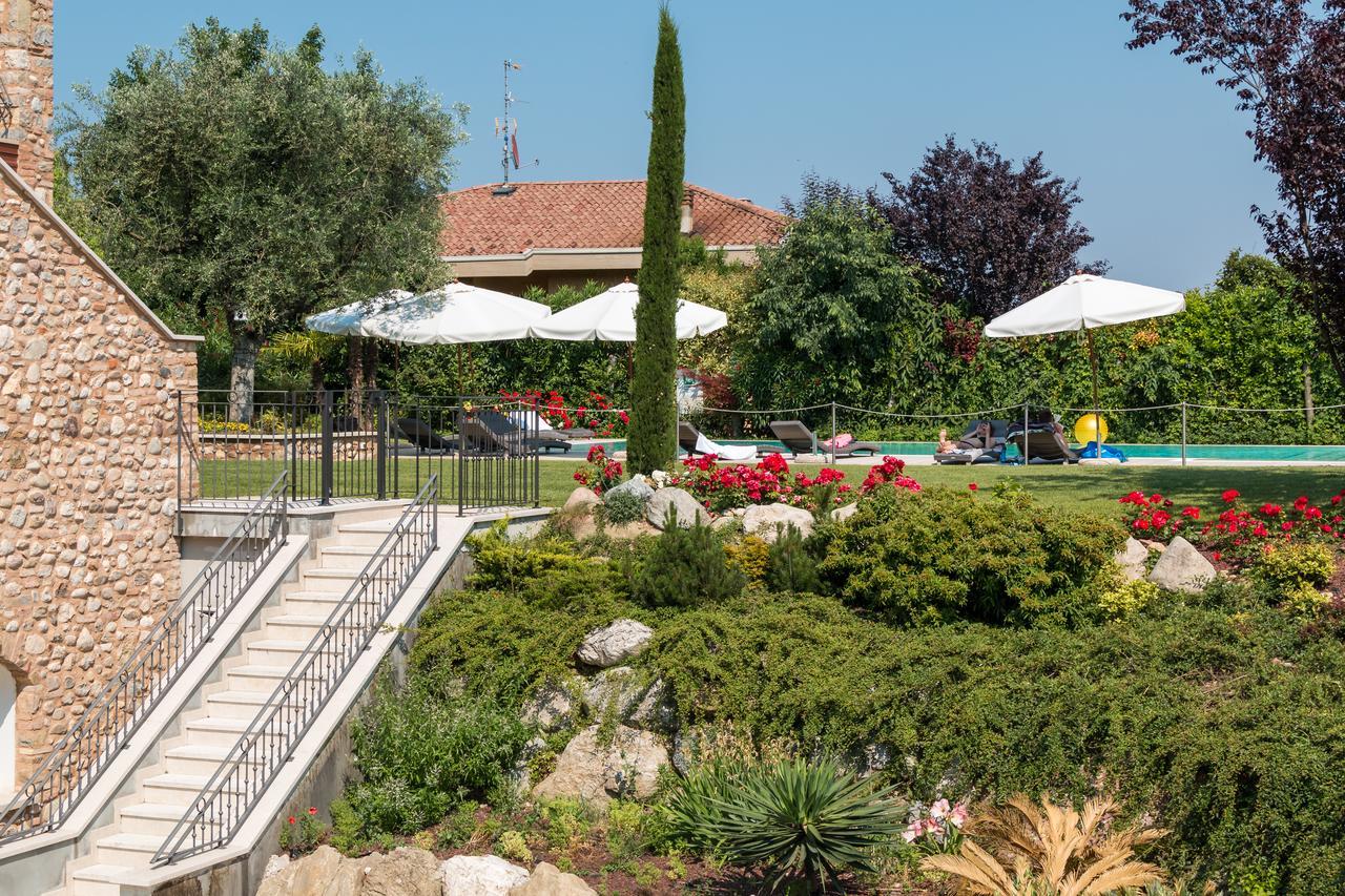 Agriturismo Corte Aurea Desenzano del Garda Luaran gambar