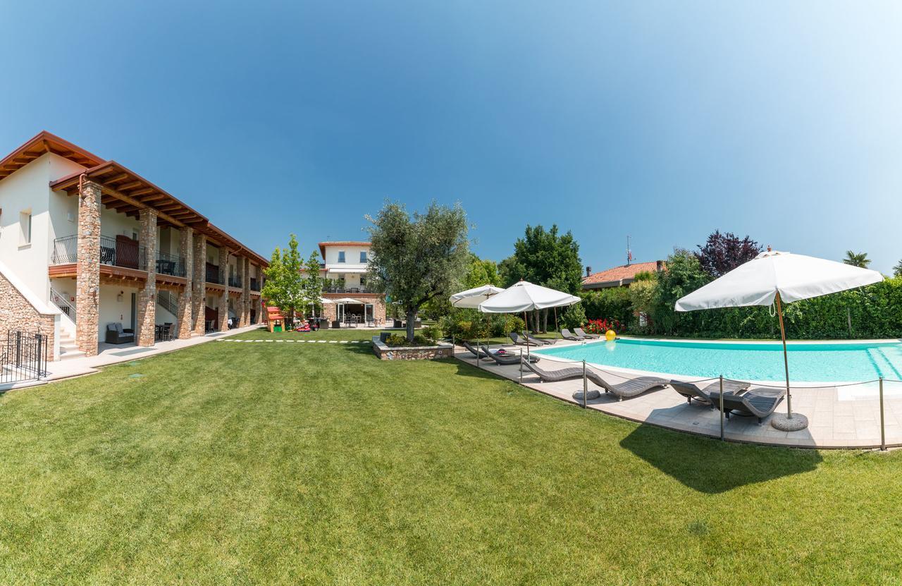 Agriturismo Corte Aurea Desenzano del Garda Luaran gambar