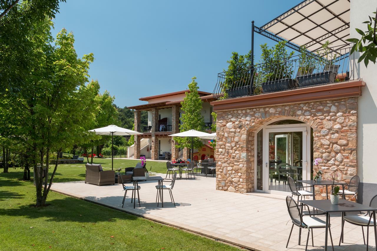 Agriturismo Corte Aurea Desenzano del Garda Luaran gambar