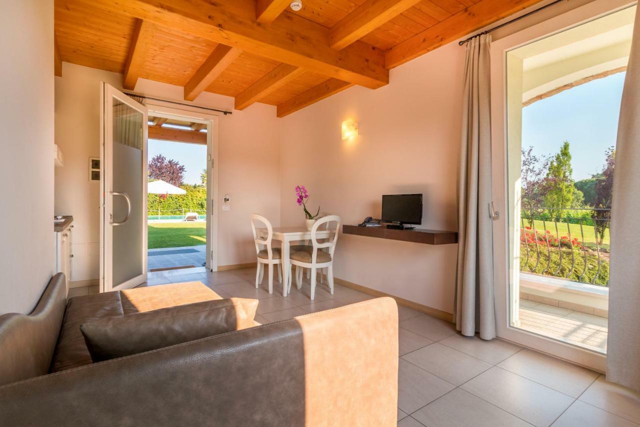 Agriturismo Corte Aurea Desenzano del Garda Luaran gambar